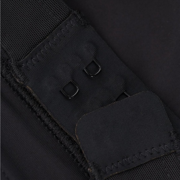 Lululemon All Day Breeze Bra - Picture 6 of 8